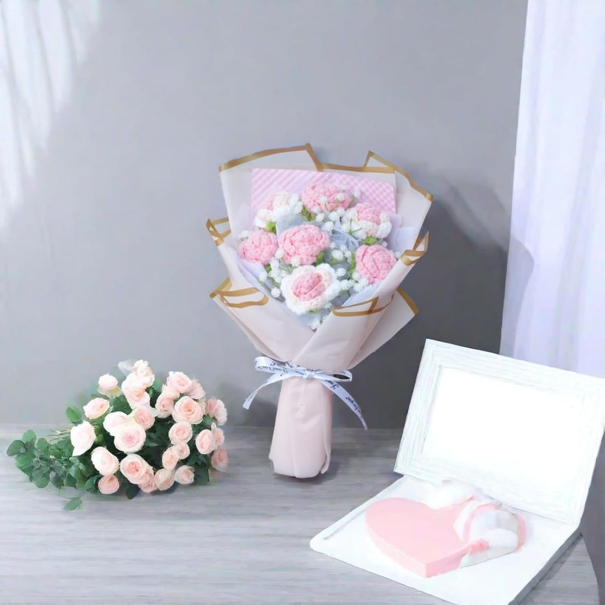 7pcs Crochet Roses Bouquet Pink, Knitted Flowers Bouquet, Preserved Rose Flowers, Artificial Flower Gift for Wife Girlfriend Friend Home Office Decor(Pink-Rose)