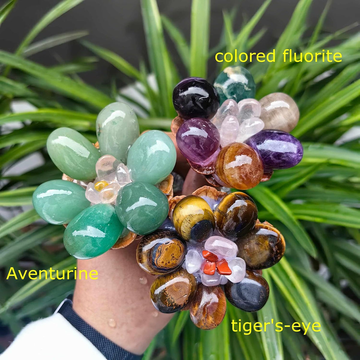Hand Carved Crystal Rose Flower Reiki Healing Home Decor Gift for Women 1pc (1 piece/strawberry quartz)