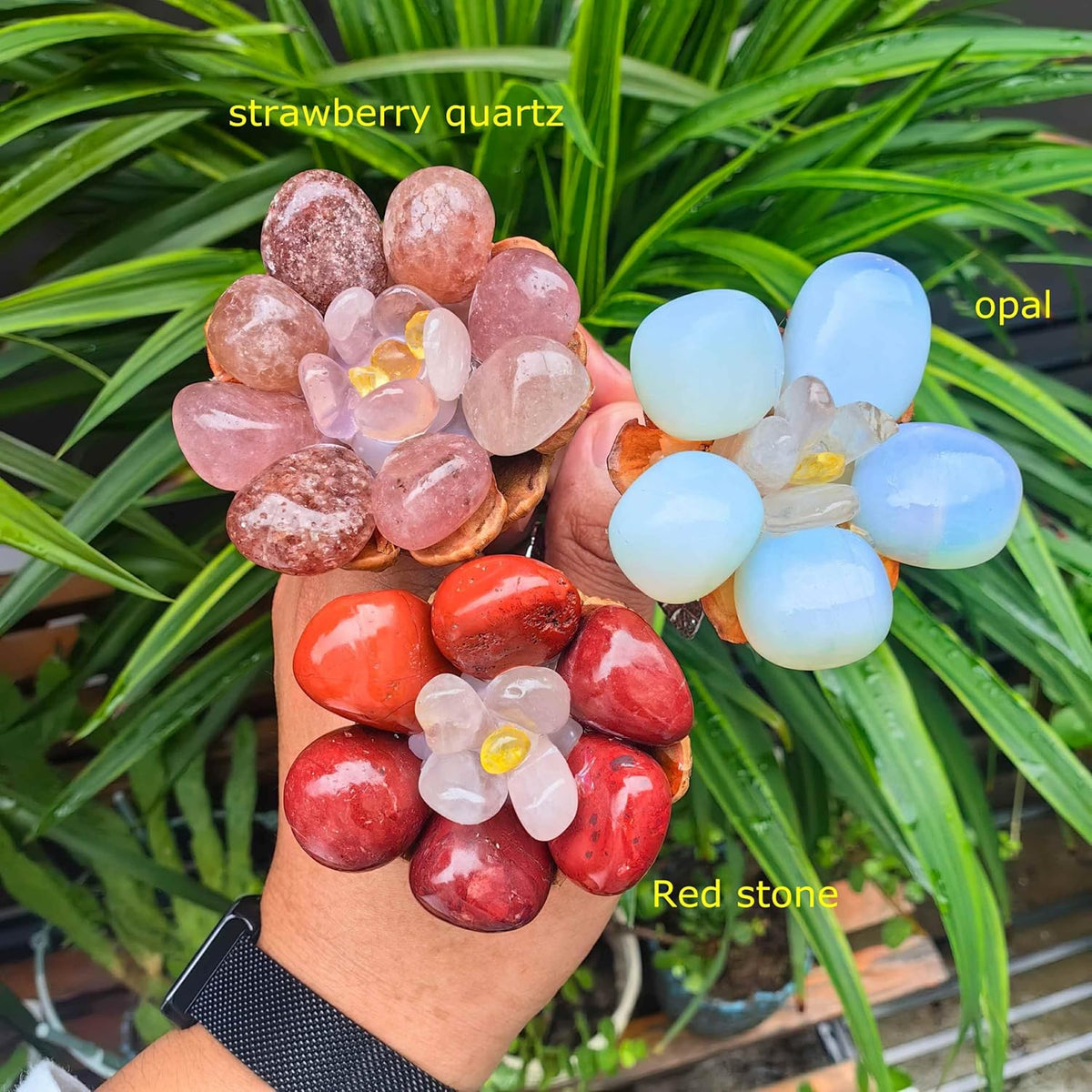 Hand Carved Crystal Rose Flower Reiki Healing Home Decor Gift for Women 1pc (1 piece/strawberry quartz)