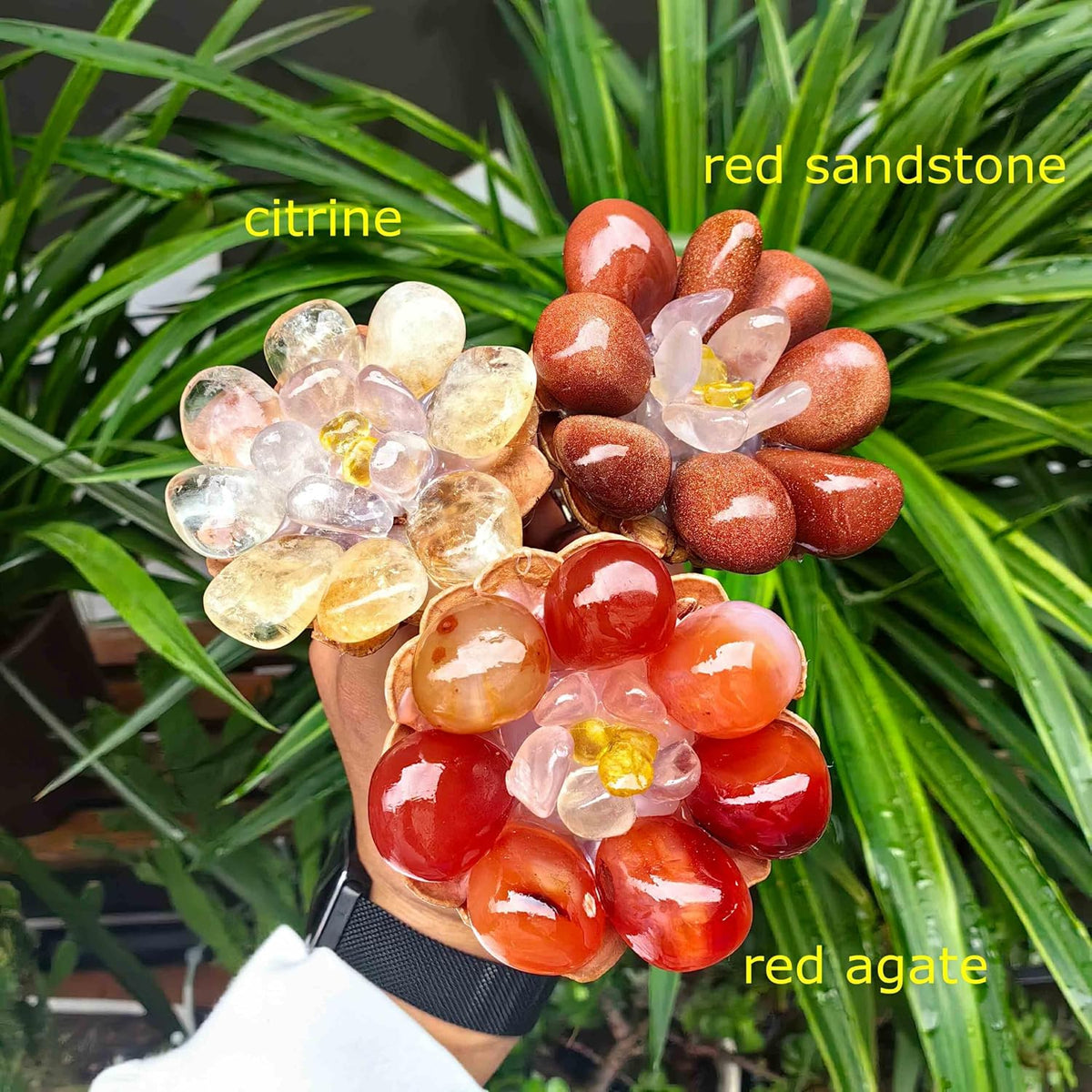 Hand Carved Crystal Rose Flower Reiki Healing Home Decor Gift for Women 1pc (1 piece/strawberry quartz)