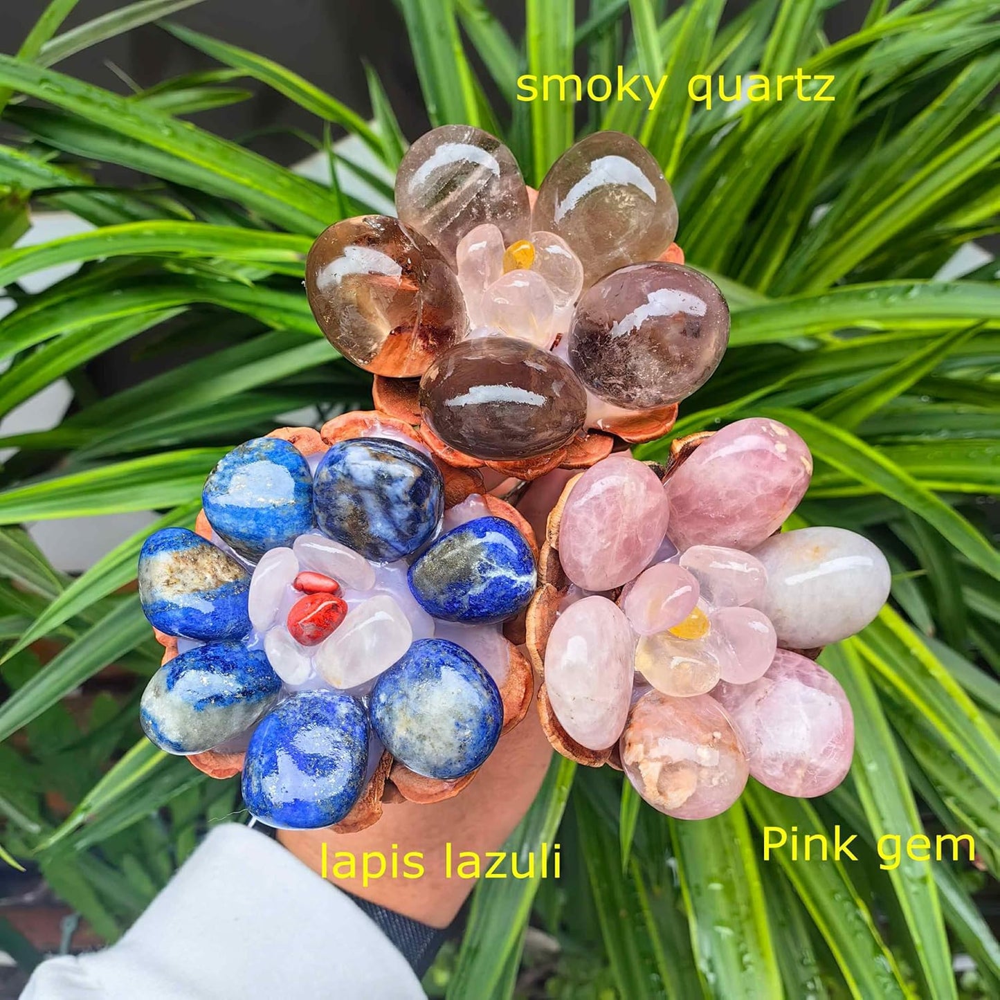 Hand Carved Crystal Rose Flower Reiki Healing Home Decor Gift for Women 1pc (1 piece/strawberry quartz)